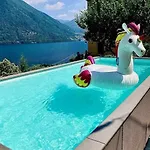 Peroni With Swimming Pool Lägenhet Argegno